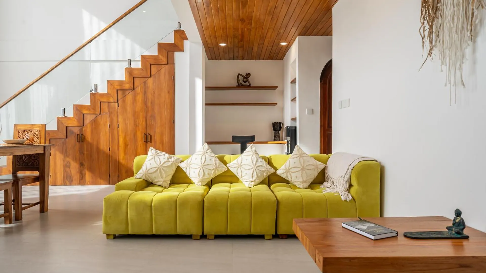Stunning New Villa Near The Beach With A Spacious Pool Pecatu  Indonesia