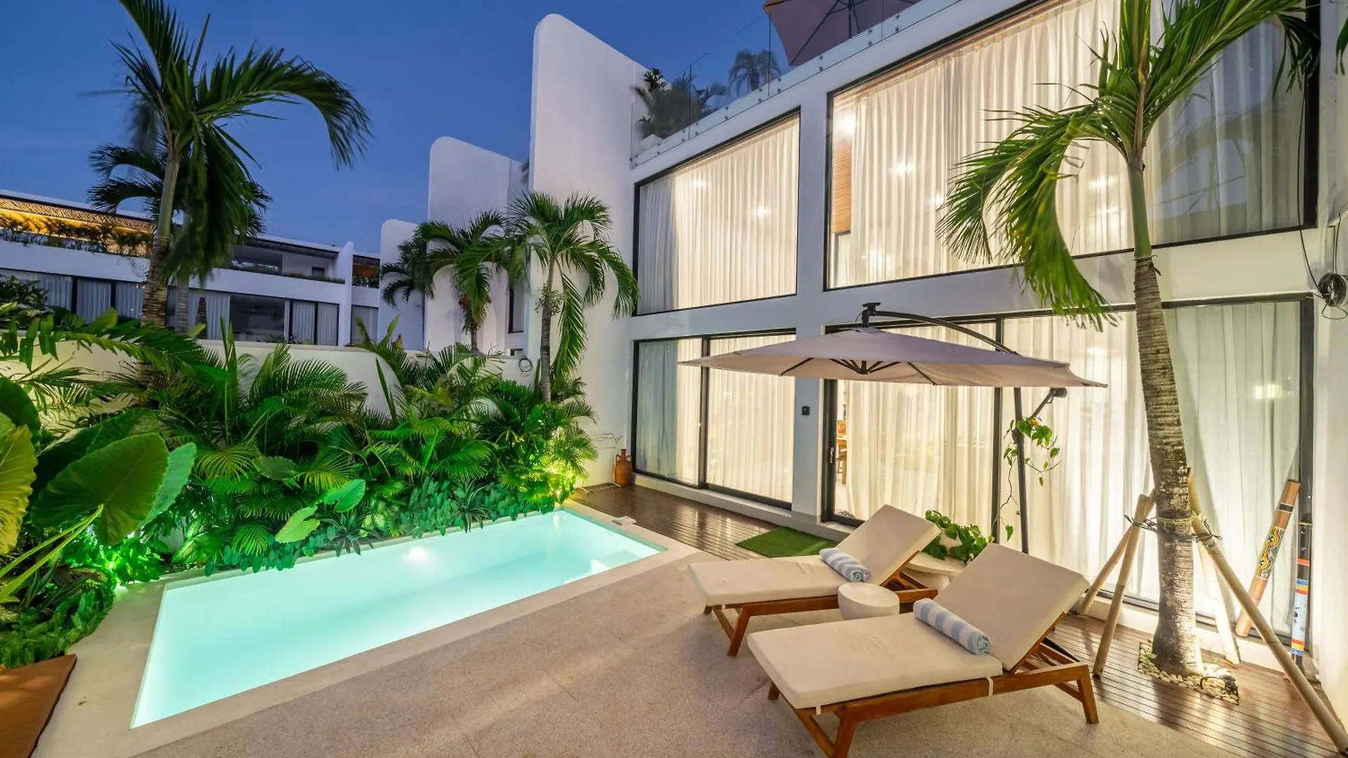 Stunning New Villa Near The Beach With A Spacious Pool Pecatu