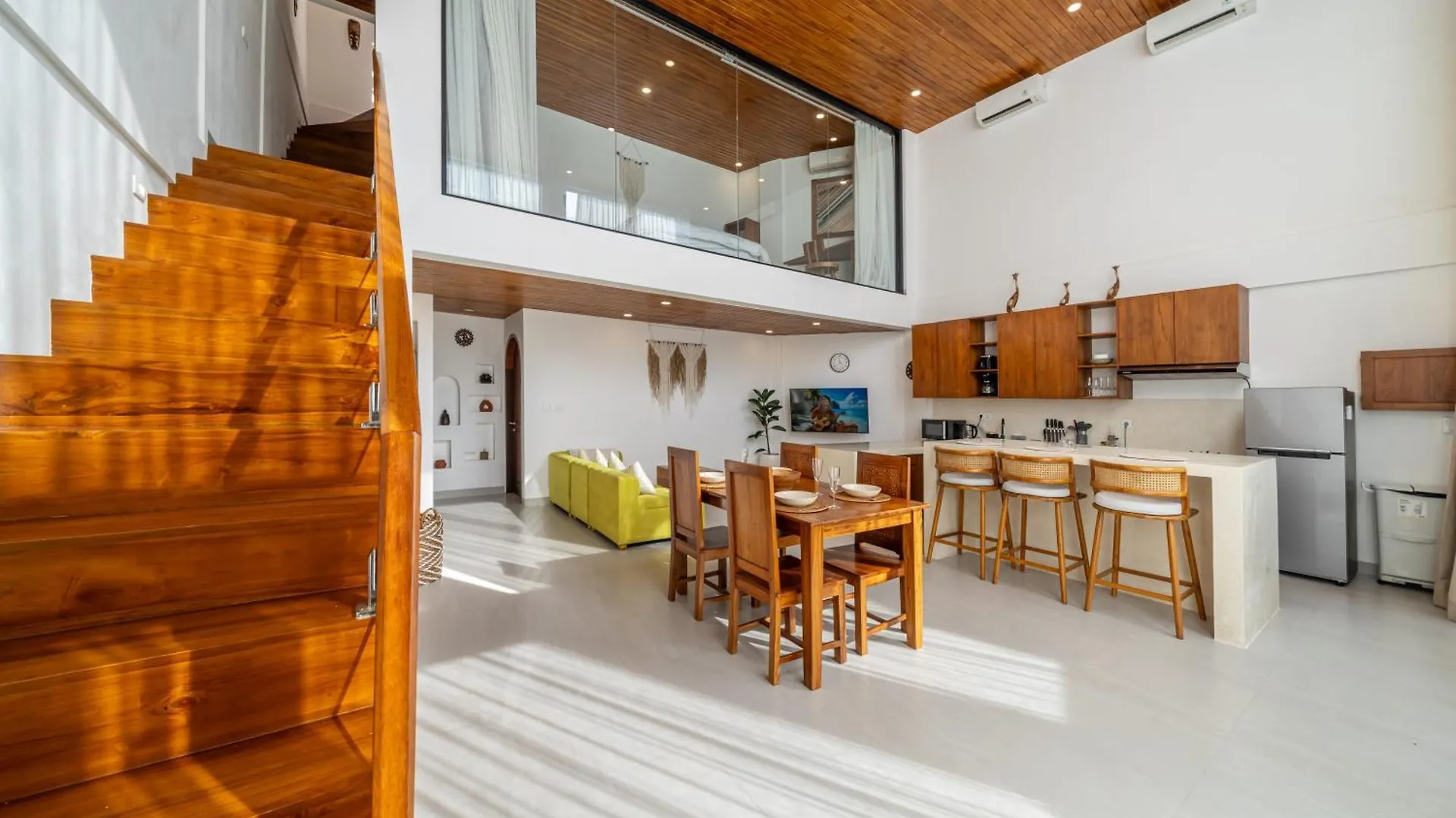 Stunning New Villa Near The Beach With A Spacious Pool Pecatu